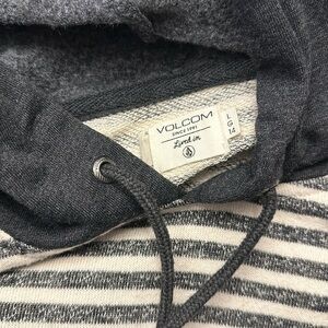Volcom Sweatshirt